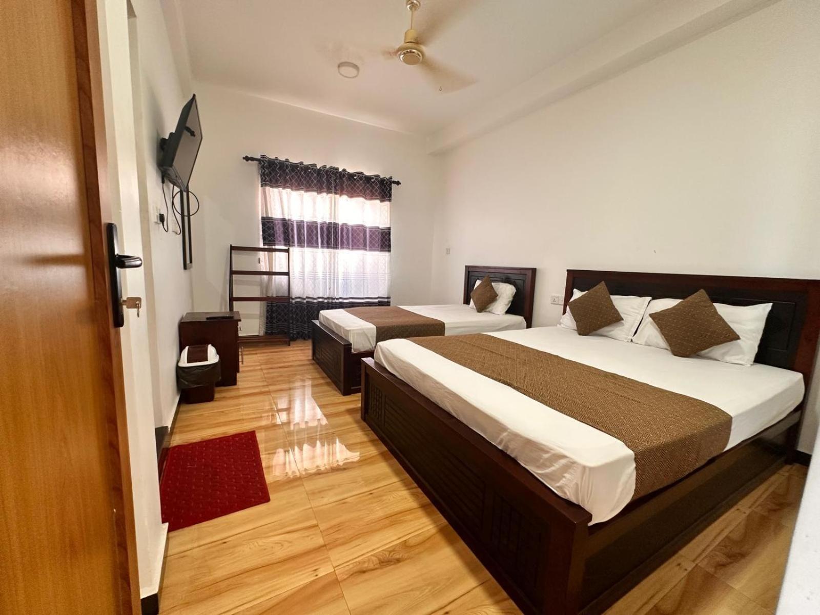 Holiday Villa 트링코말리 외부 사진