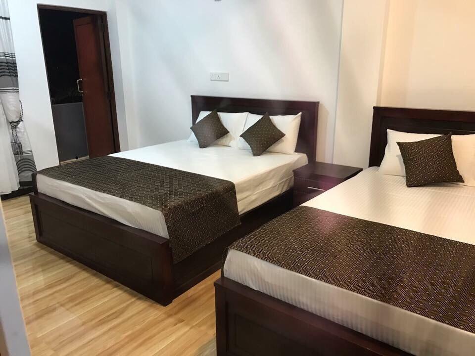 Holiday Villa 트링코말리 외부 사진